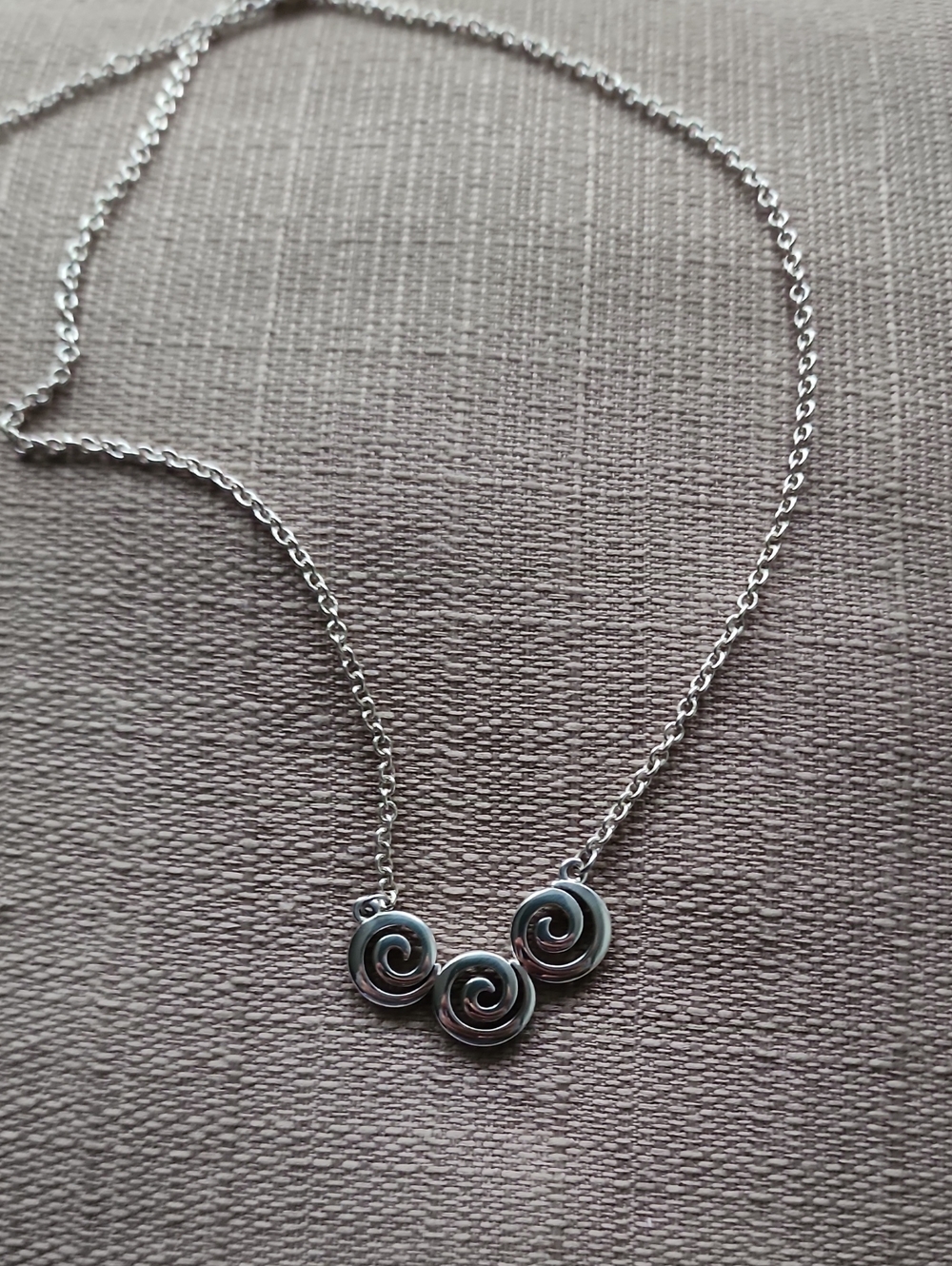 New Brighton Vertigo Spiral Trio Pendant Necklace, NWT